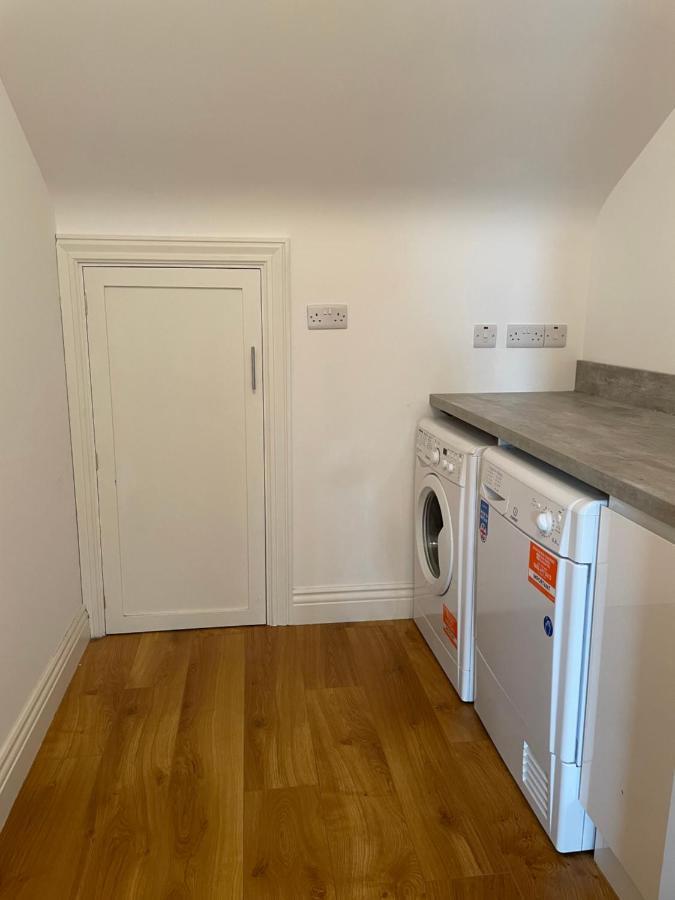 Lough Key Luxury Riverfront Apartment Cootehall Exteriör bild