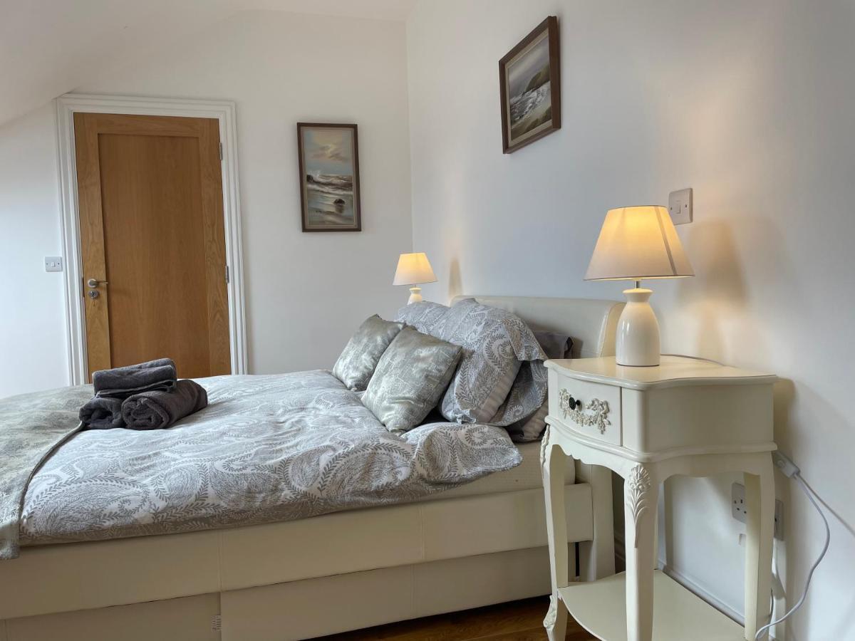 Lough Key Luxury Riverfront Apartment Cootehall Exteriör bild