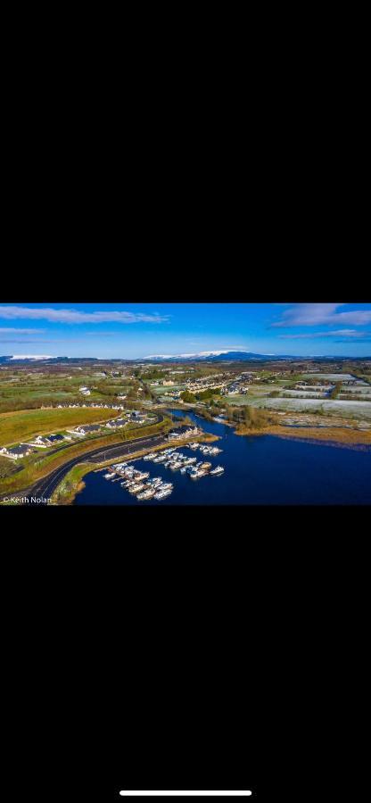 Lough Key Luxury Riverfront Apartment Cootehall Exteriör bild