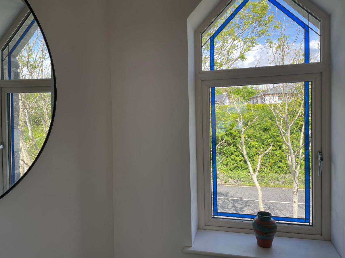 Lough Key Luxury Riverfront Apartment Cootehall Exteriör bild